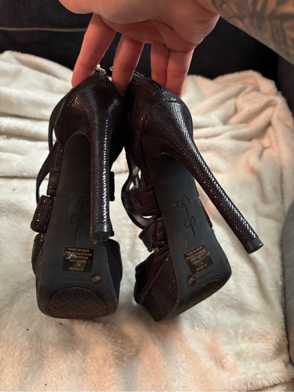 Jessica Simpson Black Twist Strappy High Heel Sandals - Picture 3 of 3